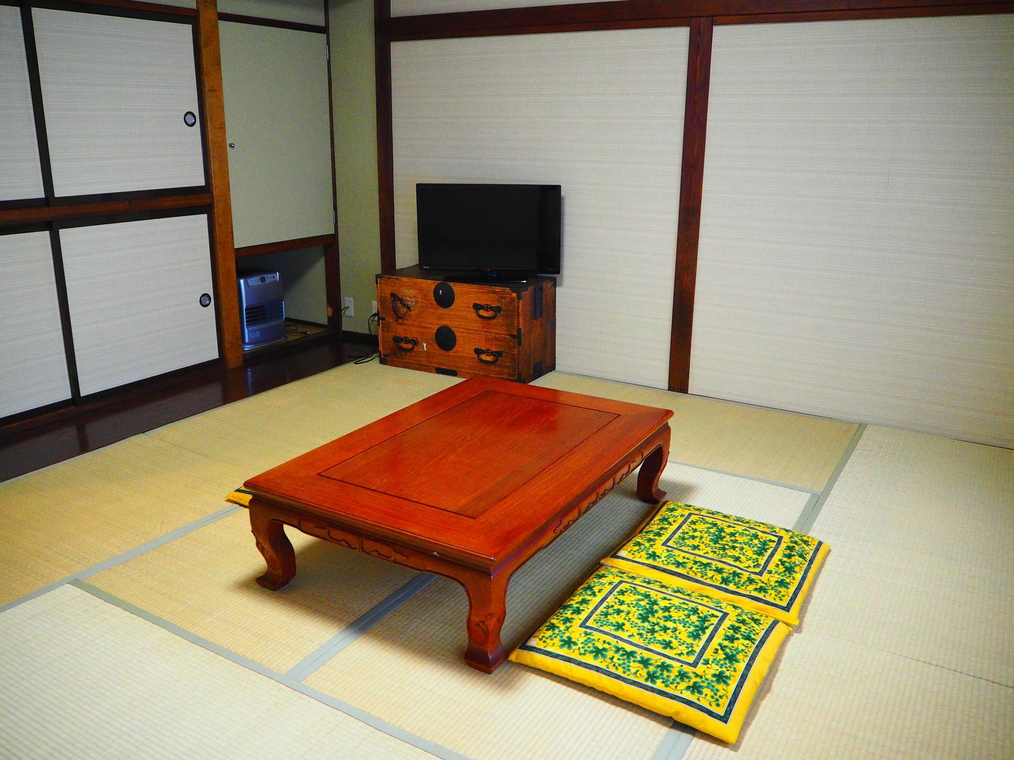 Kusatsu Onsen Eidaya Екстериор снимка